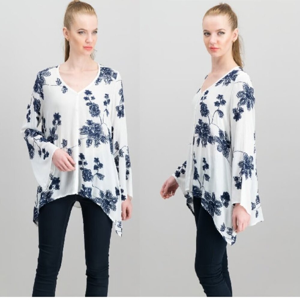 Karen Kane Embroidered High Low Blouse Off White/Navy Size‎ M
